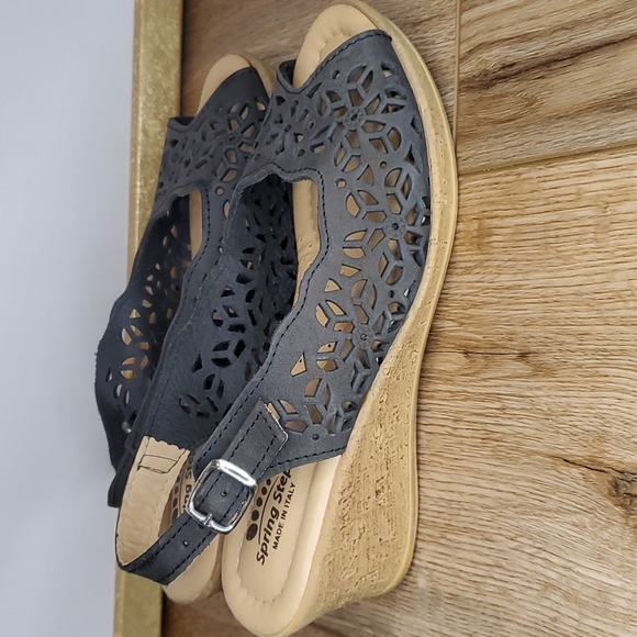 Spring Step Leather Cutout Sling Back Sandals - Picture 2 of 8